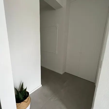 Torrione - & Pool Чивитанова-Марке