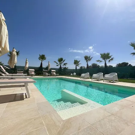 Torrione - & Pool Apartment Civitanova Marche