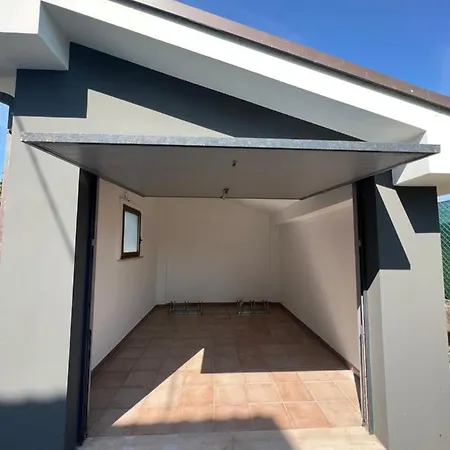 Torrione - & Pool Апартаменты Чивитанова-Марке